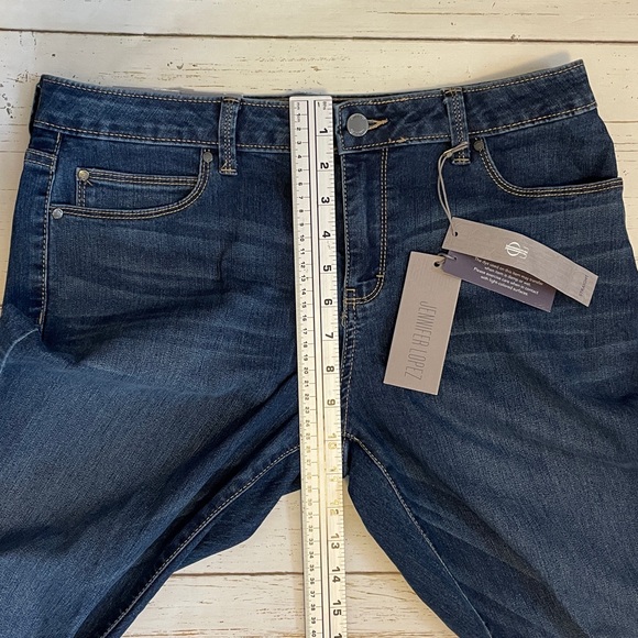 Jennifer Lopez Mid Rise Straight Leg Stretch Jeans, size 12 Long, NWT - Picture 14 of 16